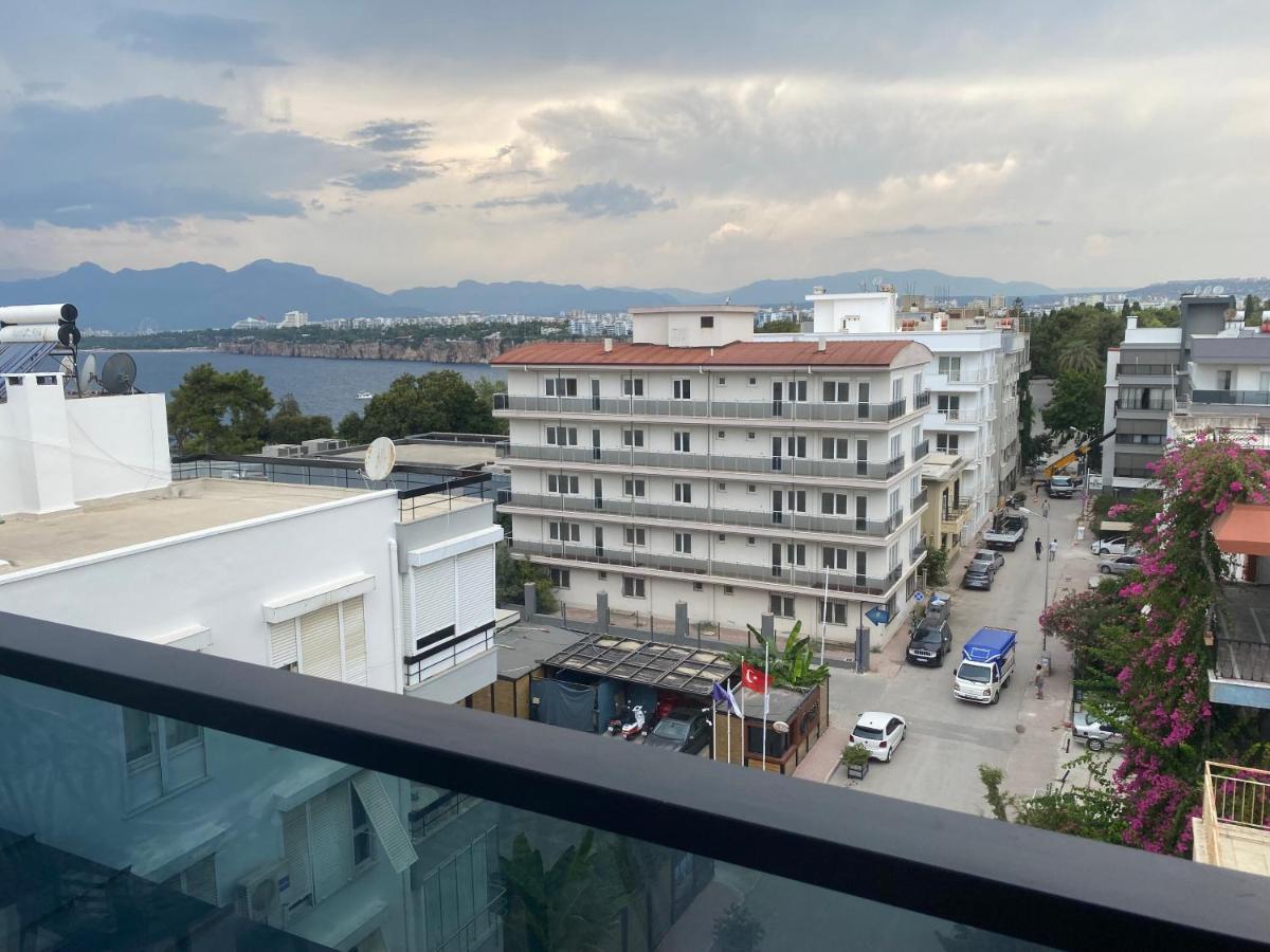 In The Middle Hotel Antalya Exteriér fotografie