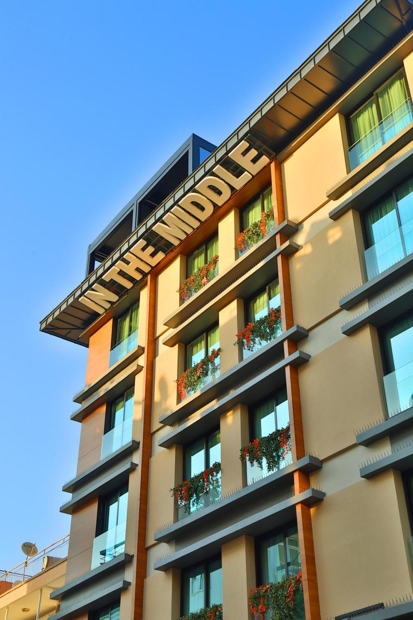 In The Middle Hotel Antalya Exteriér fotografie